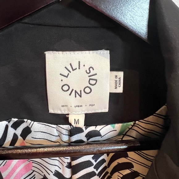 Blazer - Picture 4 of 7